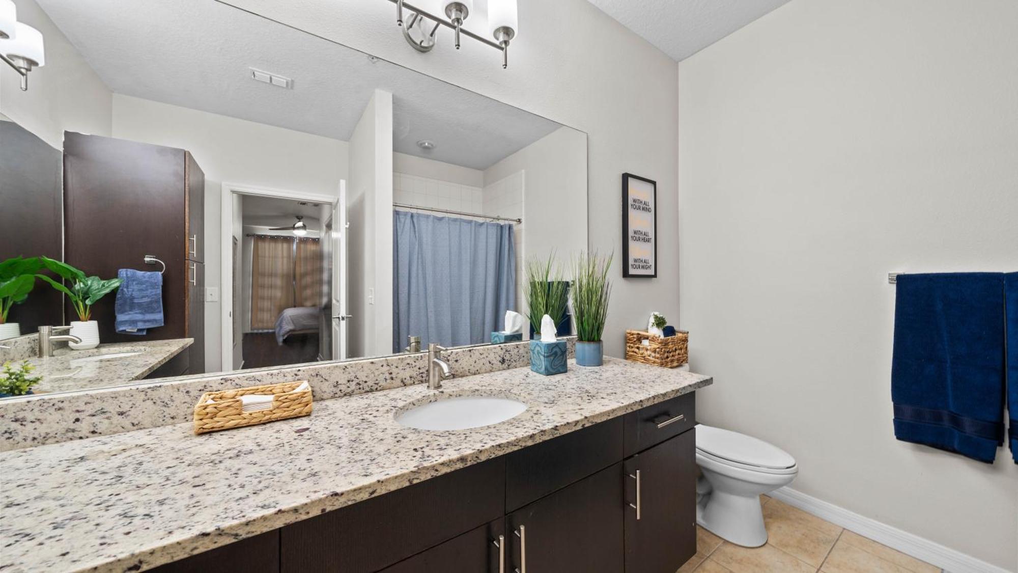 Апартаменты Cozy 2Br2Ba Gem-Near Airport Тампа Экстерьер фото